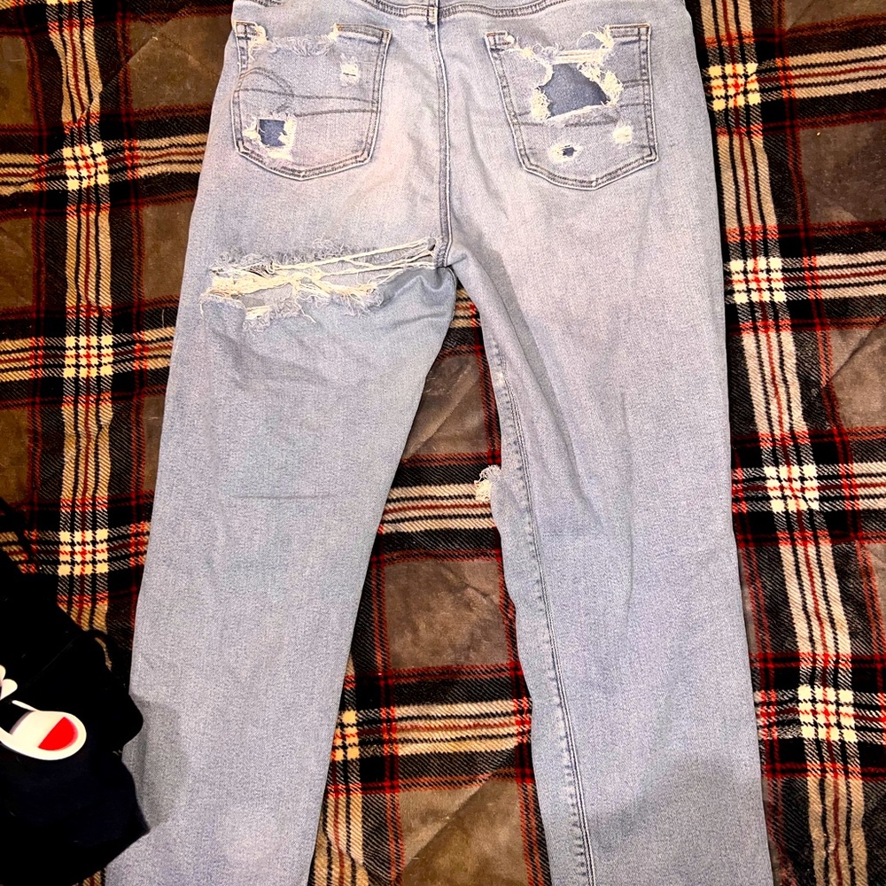American eagle mom jeans